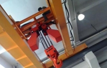 無錫行車保養(yǎng)的安全裝置是這樣的？